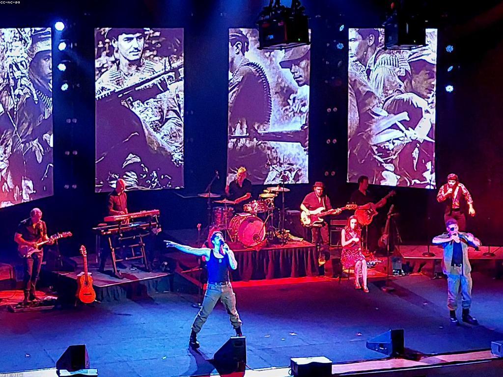 យុទ្ធសាស្ត្រការលេងសម្រាប់ការកសាងទំនាក់ទំនងសង្គម