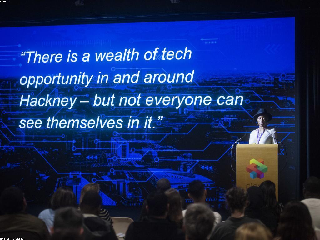 ព្រឹត្តិការណ៍និងពាណិជ្ជកម្ម: ការបង្កើតអត្ថប្រយោជន៍ខាងសេដ្ឋកិច្ច