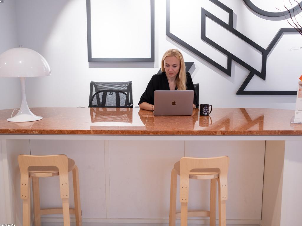 សំខាន់នៃការបកស្រាយស្លុតក្នុងការងារ